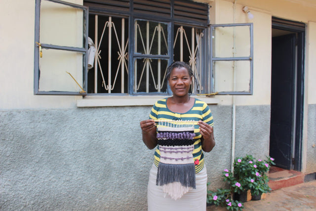 Making Woven Wall Hangings in Uganda