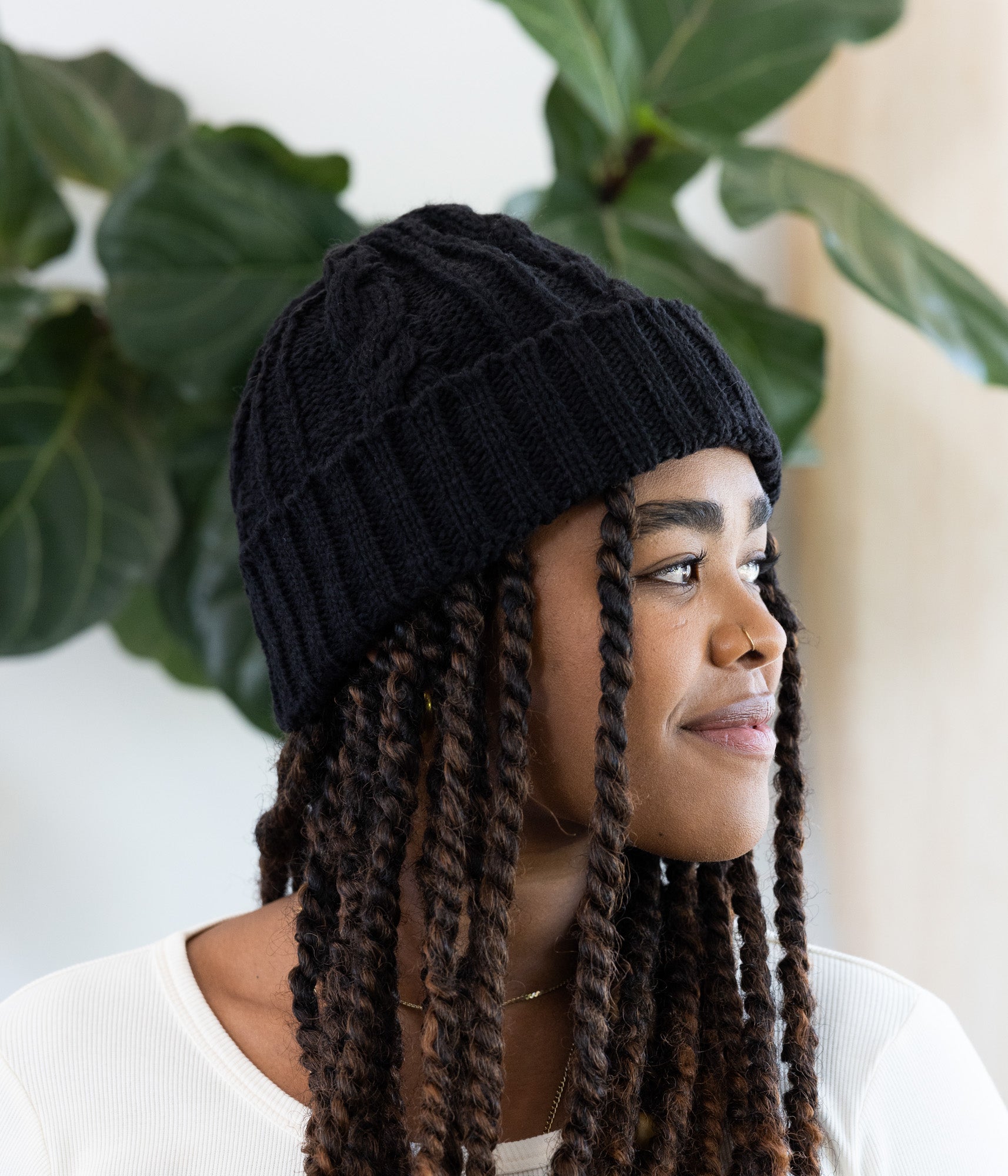 Fashion cable knit winter hat