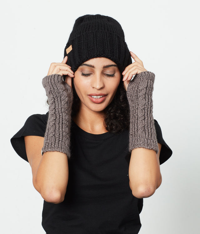 Hazel Fingerless Gloves