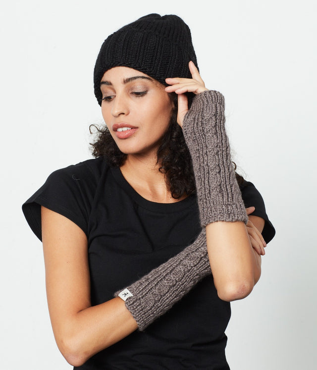 Hazel Fingerless Gloves